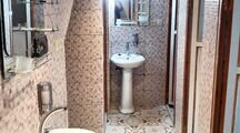 اتاق در اقامتگاه بومگردی در میبد
