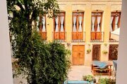 اتاق 9 VIP در اقامتگاه بومگردی شیراز