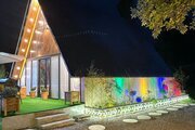 کلبه سوئیسی دوخواب زرین در نور