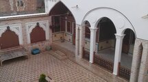 اتاق کرشاهی در اقامتگاه بومگردی کاشان