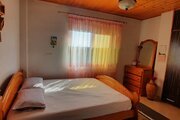 واحد تکخواب در طبقه دوم ویلای چالوس