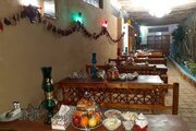 اتاق بالا نشین اقامتگاه بومگردی در شاهرود
