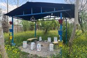 اتاق در اقامتگاه بومگردی در صومعه سرا