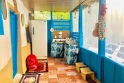 اتاق در اقامتگاه بومگردی در مرزن اباد