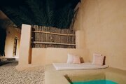 سوئیت سِمَر در اقامتگاه بومگردی بندر لافت