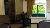 اتاق 4نفره سرویس دار طبقه دوم در شیراز