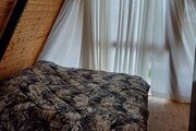 کلبه سوئیسی دوخواب آلاچیق چتری در تنکابن