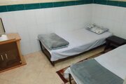 اتاق 6 در مسافرخانه در همدان
