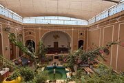 واحد مبله گل انار در اقامتگاه بوم گردی در یزد