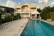 عمارت ویلایی سه خواب استخردار هوراد در کردان