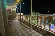 اتاق بالا نشین اقامتگاه بومگردی در شاهرود