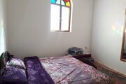 اتاق دو خواب شب نشین در اقامتگاه بومگردی شهر سامان