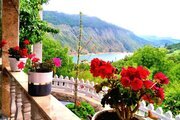 واحد دوخواب در طبقه همکف ویلا افرا در ساری