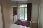واحد تک خواب در طبقه دوم ویلا ژینو رضوانشهر
