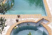 خانه ویلایی دوبلکس استخرآبگرم و جکوزی در شیراز