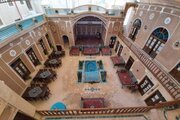 اتاق دو نفره در هتل سنتی در یزد