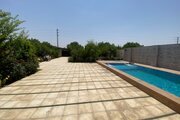 عمارت آرتین استخردار چهار فصل با فوتبال دستی در چهارباغ
