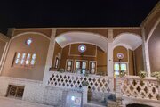 اتاق دراقامتگاه بوم گردی یاقوت در کاشان