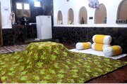 اتاق بهارنارنج دراقامتگاه بوم گردی برزک کاشان