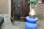 اتاق هفت نفره در اقامتگاه بومگردی یزد