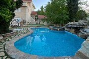 باغ ویلا استخردار دوخواب مبله در صدرا