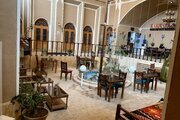 اتاق سه تخته در هتل سنتی یزد