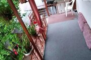 واحد مبله تکخواب در طبقه اول ویلا عطر درمسیر ییلاقی  ماسال
