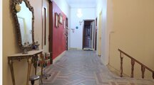 اتاق چهار نفره در هاستل در تهران