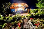 واحد خانه پدری در طبقه اول ویلای لاهیجان