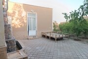 خانه باغ نوساز در کاشان