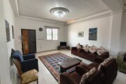 ویلا دو خواب سپیده 1 در رشت | نمای پذیرایی و تلویزویون فلت ۳۲