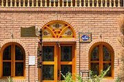 اتاق یک نفره با سرویس ایرانی در هتل تهران