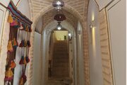اتاق استاد ارحام صدر در اقامتگاه بومگردی اصفهان