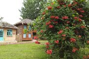 ویلا در روستای میانده صومعه سرا
