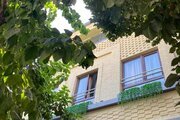 واحد دونفره با سرویس بهداشتی ایرانی در هتل در خیابان پانزده خرداد