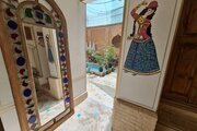 اتاق استاد تاج اصفهانی در اقامتگاه بومگردی اصفهان