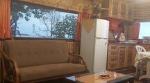لنج طبقه بالا رویال قرمز