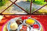کلبه های فلت در اقامتگاه بومگردی در سوادکوه