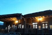 اتاق آفتابگردان دراقامتگاه بوم گردی برزک کاشان