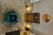 واحد سنتی تکخواب ماه نشین در بومگردی کاشان | حیاط 