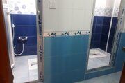 اتاق تکخواب دلنشین در اقامتگاه بومگردی شهر سامان