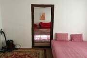 اتاق در اقامتگاه بومگردی یزد