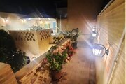 اتاق شاه نشین قصرالدشتی در بوم گردی شیراز