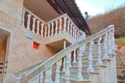 واحد دوبلکس دوخواب در طبقه دوم و سوم ویلا تریپلکس علی آباد
