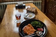 اتاق یک نفره با سرویس فرنگی در هتل تهران