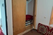واحد تکخواب قهوه ای در طبقه دوم ویلا آمل
