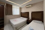 اتاق پنچ نفره در هتل آپارتمان در مشهد