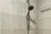 واحد 25 متری اتاق شقایق در بومگردی قشم