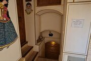 اتاق استاد ارحام صدر در اقامتگاه بومگردی اصفهان