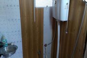 کلبه درختی 20 متری در نور